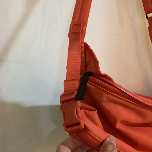 Lululemon All Hours Belt Bag Brick 114750428 - Picture 5 of 7